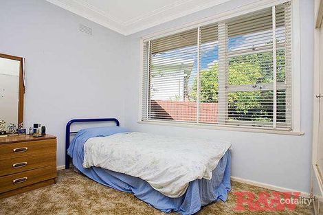Property photo of 9 Waldo Crescent Peakhurst NSW 2210