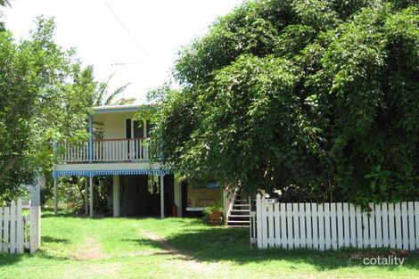 89 Westcott Ave, Campwin Beach, QLD 4737