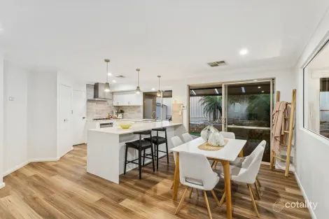 Property photo of 8 Craignish Loop Kinross WA 6028