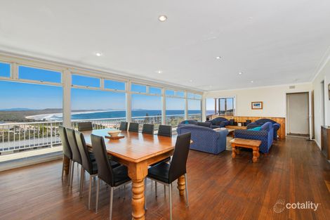 Property photo of 19 Dulconghi Street Crescent Head NSW 2440