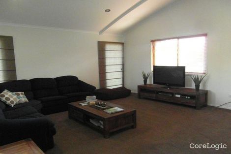 Property photo of 27 Waratah Crescent Tannum Sands QLD 4680
