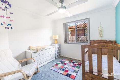 Property photo of 2/12 Chirn Crescent Labrador QLD 4215