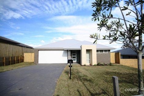 Property photo of 7 Honeysuckle Drive Aberglasslyn NSW 2320