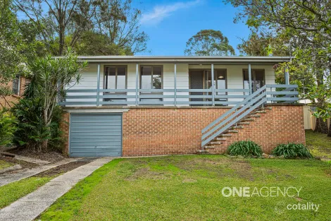 Property photo of 4 Malonga Place Koonawarra NSW 2530