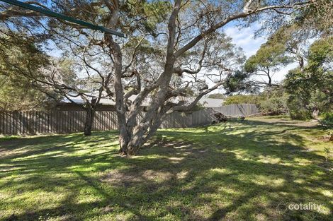 16 Hilltop Ave, Blairgowrie, VIC 3942