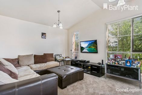 Property photo of 5 Rosaleen Court Narre Warren VIC 3805