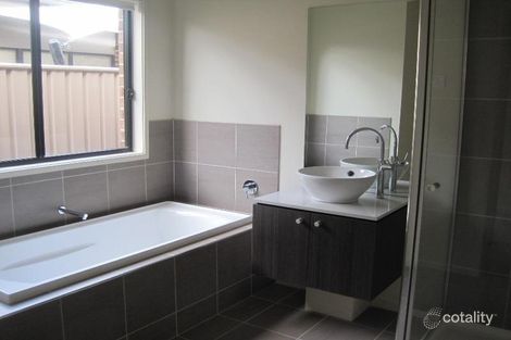 Property photo of 102 Boardwalk Boulevard Point Cook VIC 3030