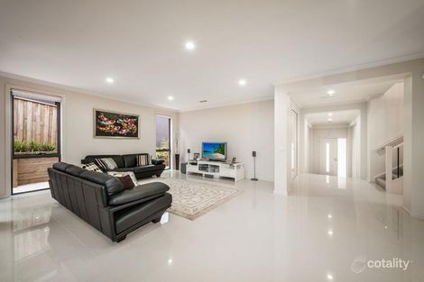 Property photo of 10 Cade Grove Macleod VIC 3085