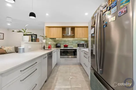 Property photo of 17 Calhoun Street McDowall QLD 4053