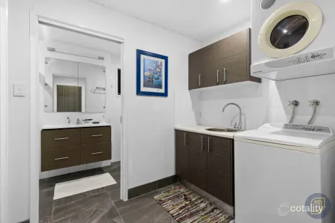 Property photo of 17 Calhoun Street McDowall QLD 4053