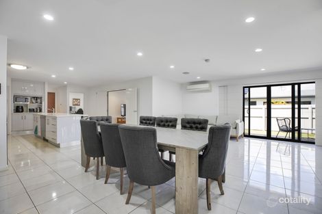 Property photo of 11 Gaye Court Ooralea QLD 4740