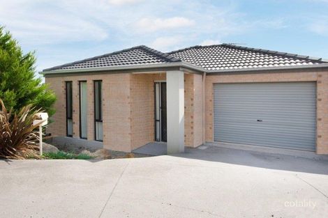 Property photo of 31/20 Mountainview Boulevard Cranbourne North VIC 3977
