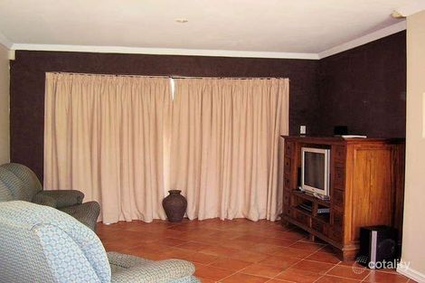 Property photo of 10 Bauhinia Road Forrestfield WA 6058
