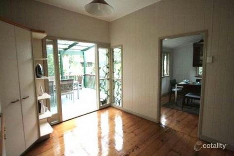 Property photo of 26 Surrey Street Red Hill QLD 4059