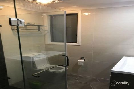 Property photo of 11 Koombala Grove Cordeaux Heights NSW 2526