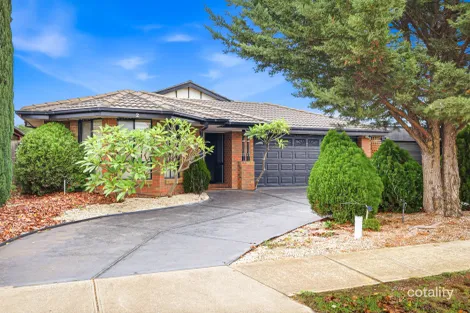 Property photo of 2 Bunya Place Werribee VIC 3030