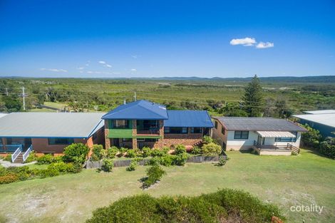 Property photo of 43 Ocean Road Brooms Head NSW 2463