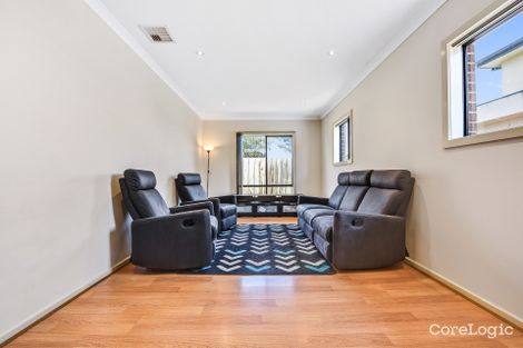 Property photo of 10/30 Central Road Hampton Park VIC 3976