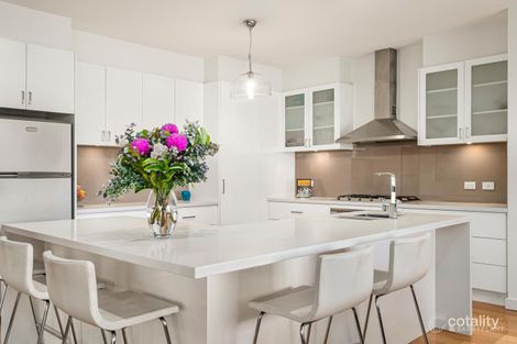 Property photo of 15 Withers Way Eltham VIC 3095