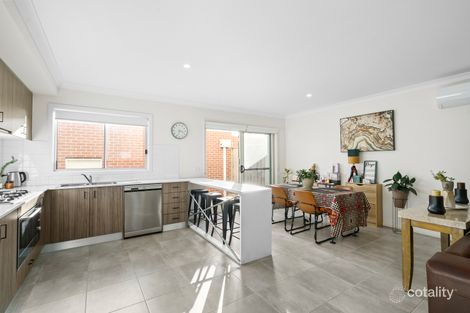 Property photo of 22 Burdock Walk Truganina VIC 3029