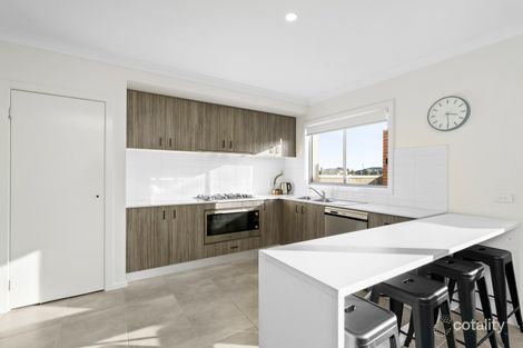 Property photo of 22 Burdock Walk Truganina VIC 3029