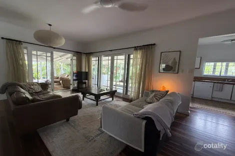 16 Southward St, Mission Beach, QLD 4852