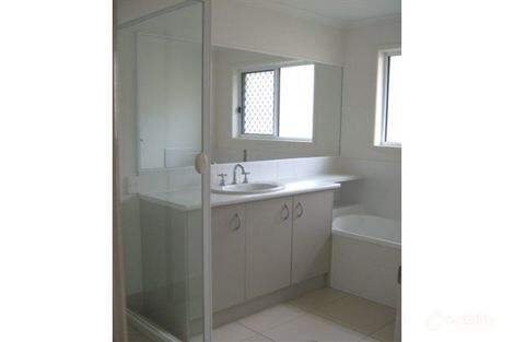 Property photo of 17 Creekside Drive Sippy Downs QLD 4556