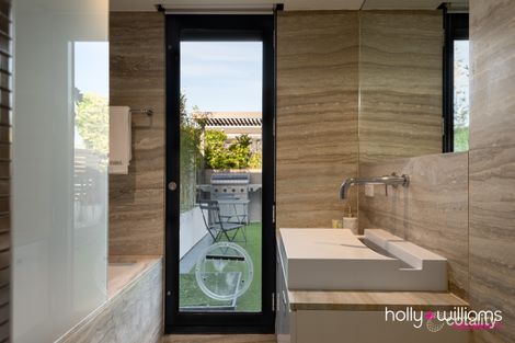 Property photo of 7/539 St Kilda Road Melbourne VIC 3004