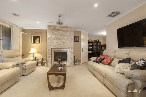 Property photo of 10 Williamson Close Mordialloc VIC 3195