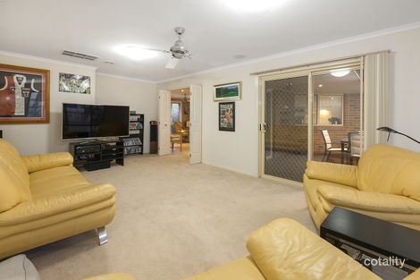 Property photo of 10 Williamson Close Mordialloc VIC 3195