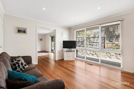 Property photo of 35 Somerset Drive Viewbank VIC 3084