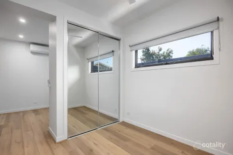 Property photo of 13 Pine Street Frankston North VIC 3200