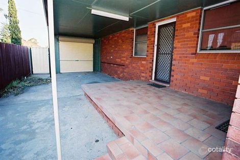 Property photo of 24 Fields Road Macquarie Fields NSW 2564