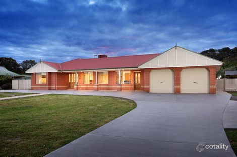 9 Brewer Dr, West Wodonga, VIC 3690