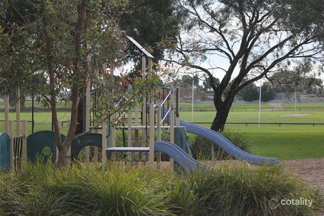 Property photo of 2 Flora Park Way Carrum Downs VIC 3201