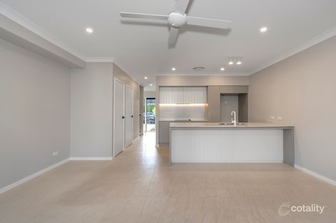 Property photo of 36/1 Citron Crescent Helensvale QLD 4212