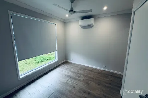 Property photo of 35 Farmer Place Park Ridge QLD 4125
