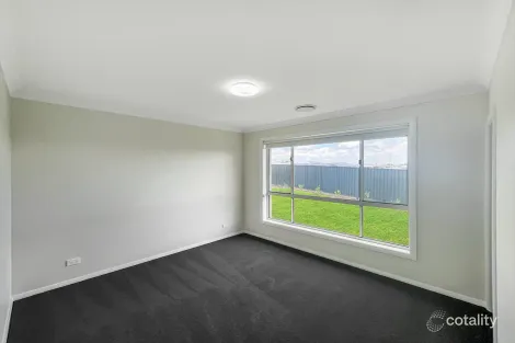 Property photo of 28 Moore Street Caerleon NSW 2850