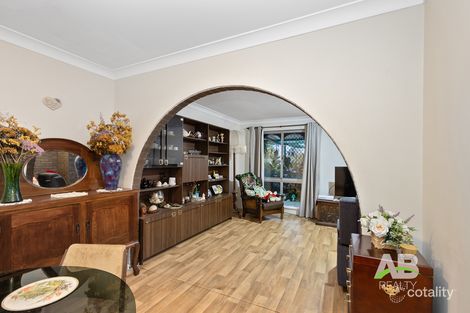 Property photo of 18 Karimba Street Wanneroo WA 6065