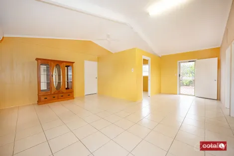 Property photo of 7 Crest Court Avoca QLD 4670