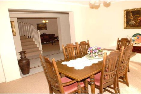Property photo of 10 Tenby Way Hoppers Crossing VIC 3029