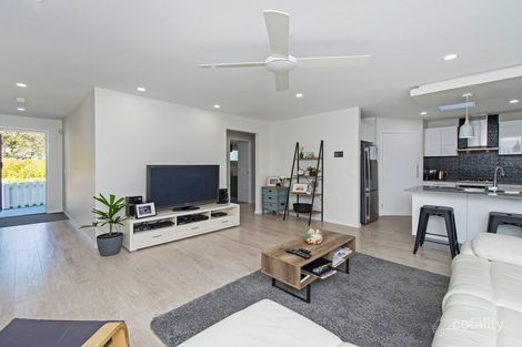 Property photo of 2/49 Dandalup Avenue Ormeau Hills QLD 4208