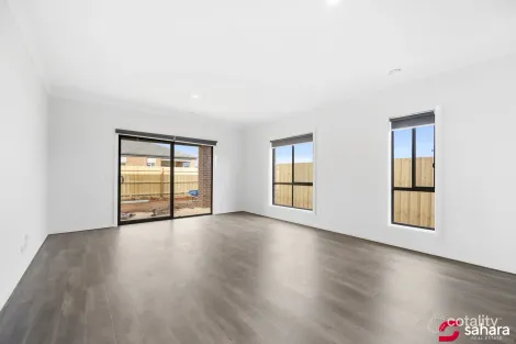 Property photo of 14 Maclaren Drive Melton South VIC 3338