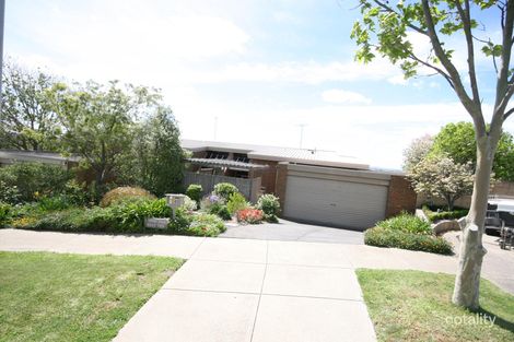 2/4 Admiral Ct, Highton, VIC 3216