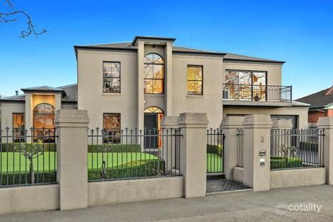 Property photo of 3 Wendouree Parade Lake Wendouree VIC 3350