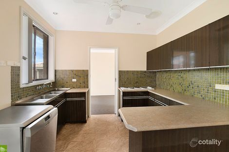 Property photo of 5 Carlon Crescent Farmborough Heights NSW 2526