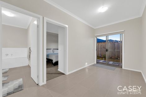 Property photo of 35A Freshfields Drive Cranbourne North VIC 3977