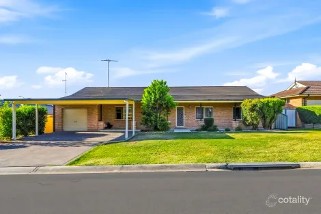 4 Yellow Gum Cl, Glenmore Park, NSW 2745