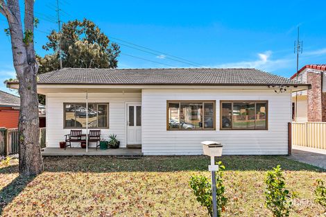 Property photo of 15 Macquarie Street Albion Park NSW 2527