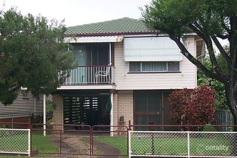 81 Long St W, Graceville, QLD 4075